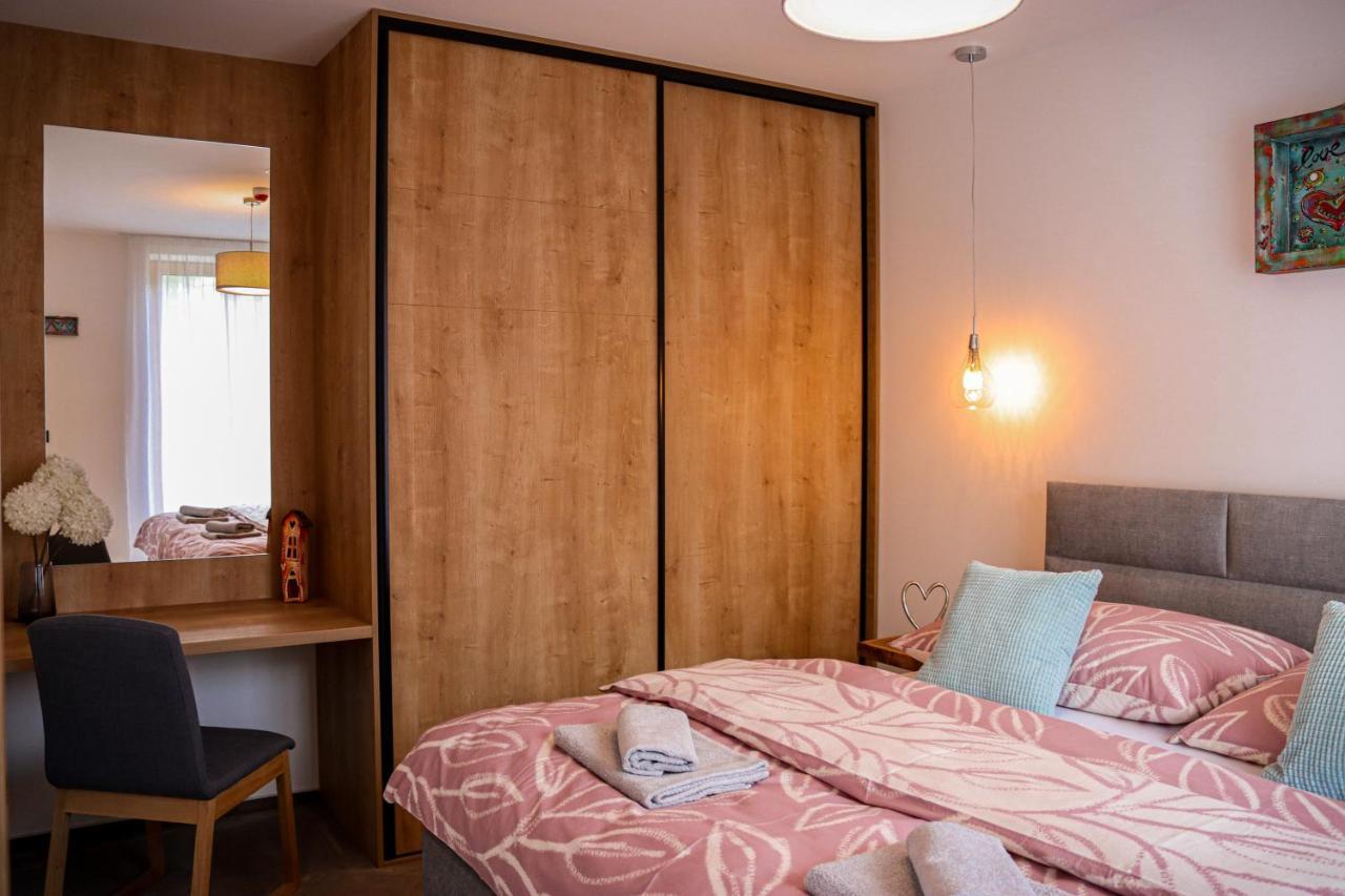 Apartman Nisa - Ovruc Štrbské Pleso エクステリア 写真