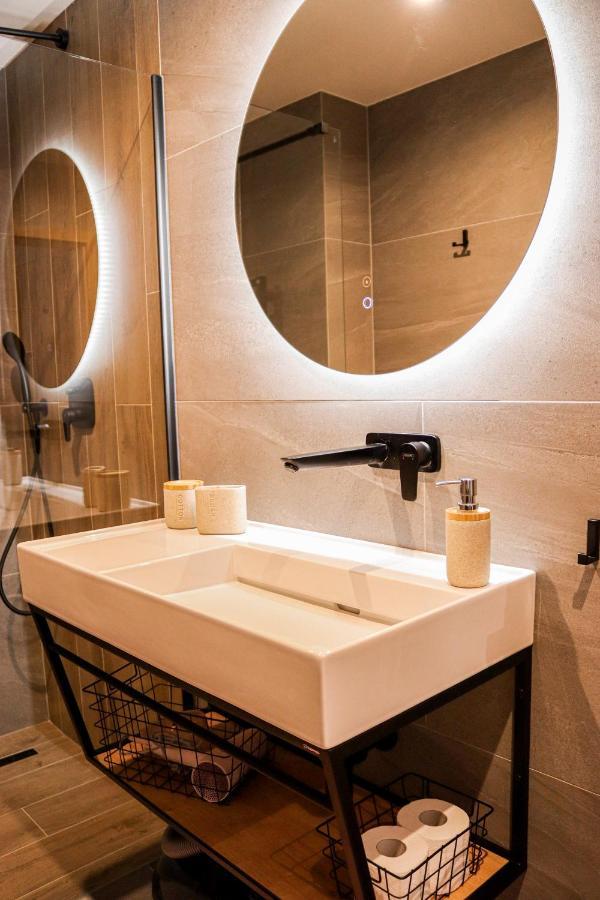Apartman Nisa - Ovruc Štrbské Pleso エクステリア 写真